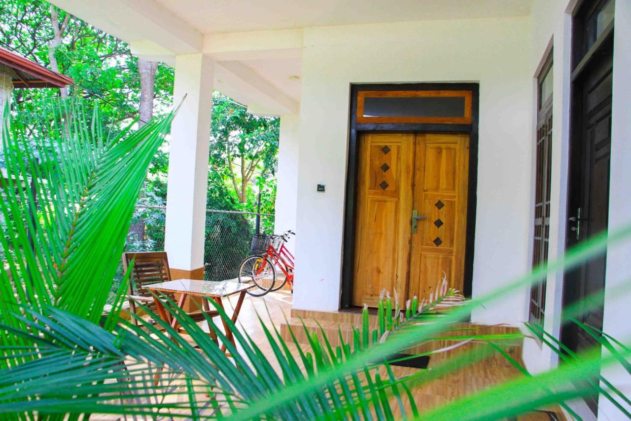 Miracle Home Stay Dambulla Bagian luar foto