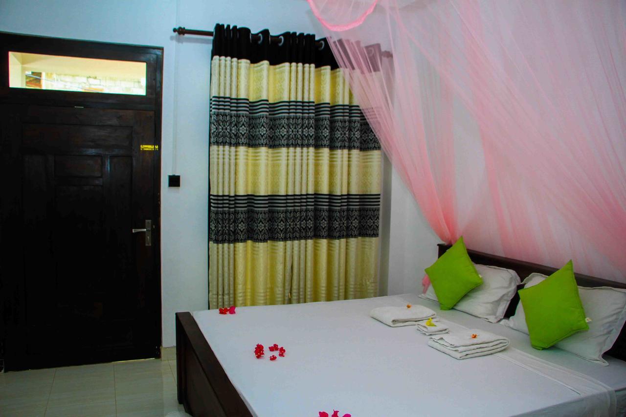 Miracle Home Stay Dambulla Bagian luar foto