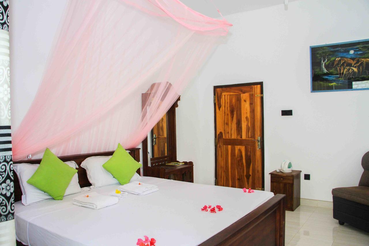 Miracle Home Stay Dambulla Bagian luar foto